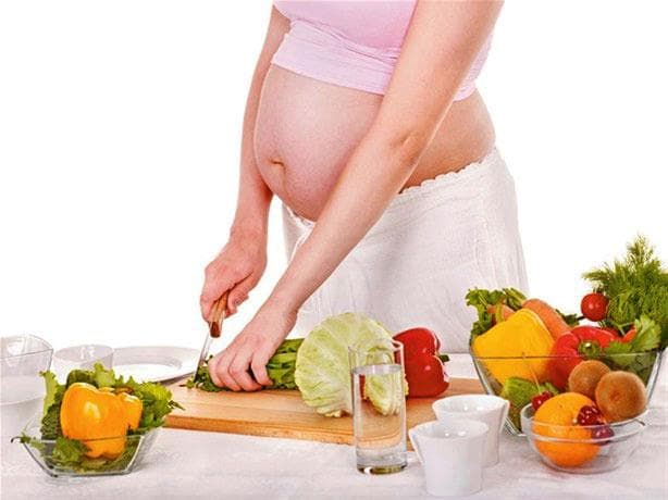 Vì sao phụ nữ mang thai dễ bị suy giãn tĩnh mạch